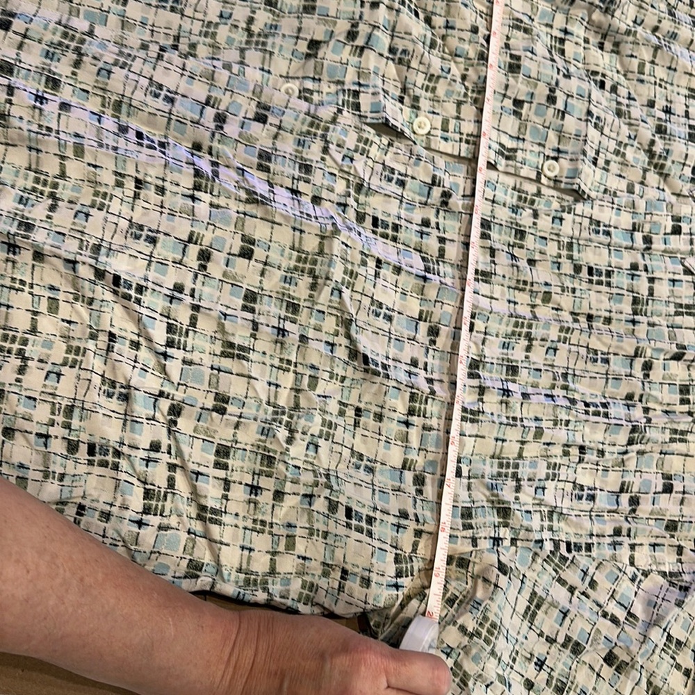 Geoffrey Beene silk shirt geometric pattern L